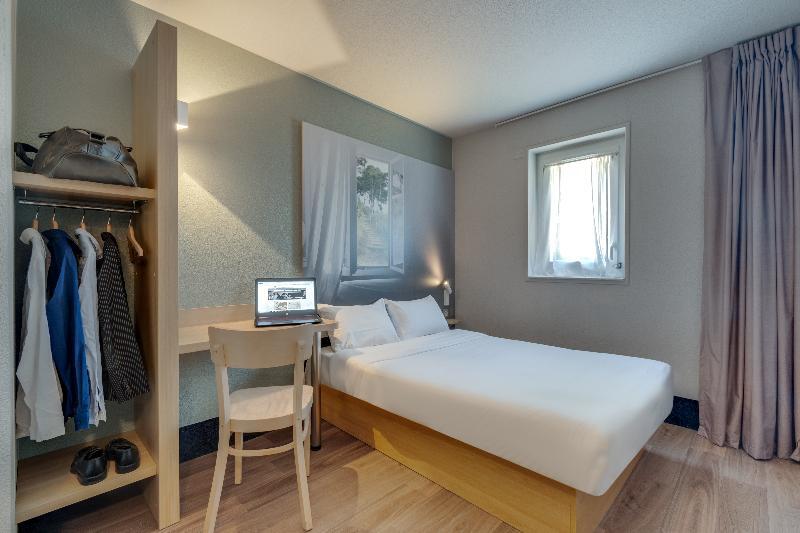 B&B Hotel Frejus Roquebrune-Sur-Argens Eksteriør billede